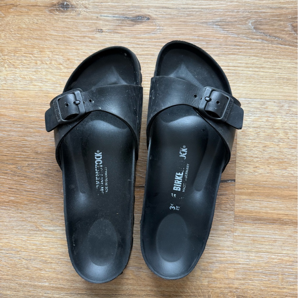 Black Buckle Slide Birkenstock